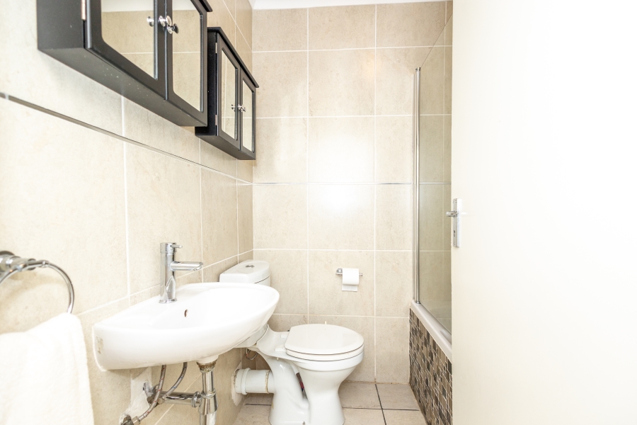 2 Bedroom Property for Sale in Durbanville Western Cape